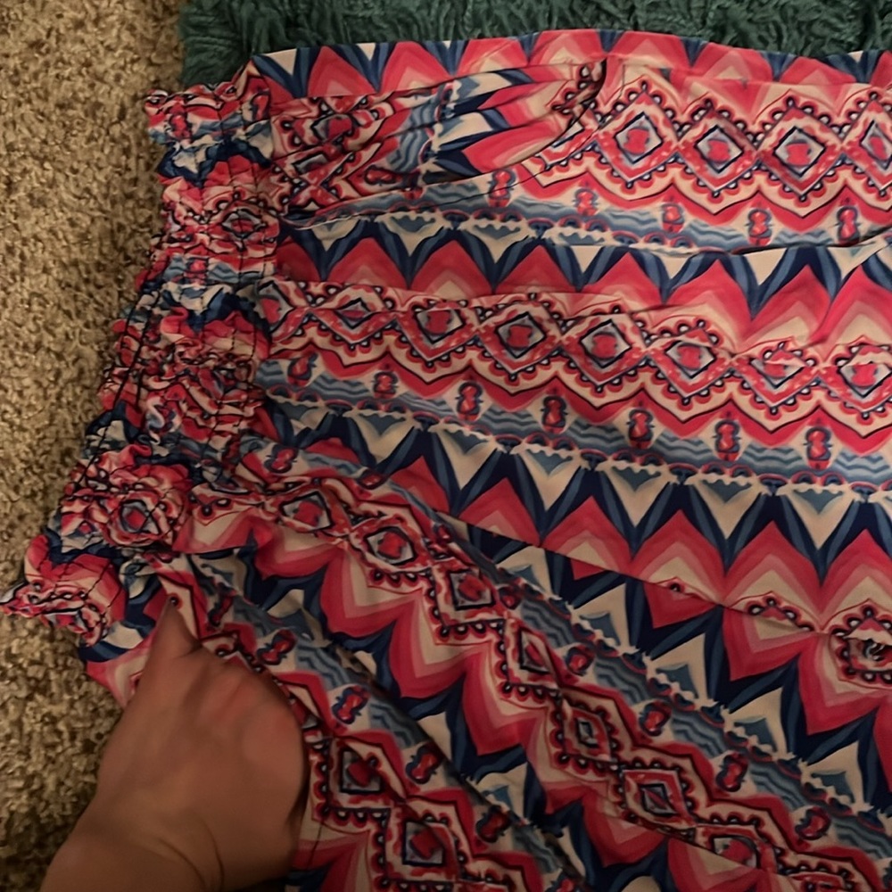 Price:$8 Color multiple - Picture 3 of 4